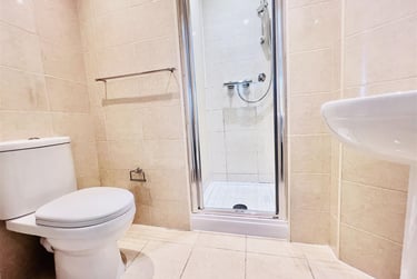 2 bed flat, Loughborough Road, West Bridgford, Nottingham, NG27JE - Image 10